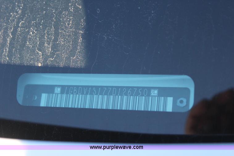 image for item J4284 2007 Chevrolet Uplander van