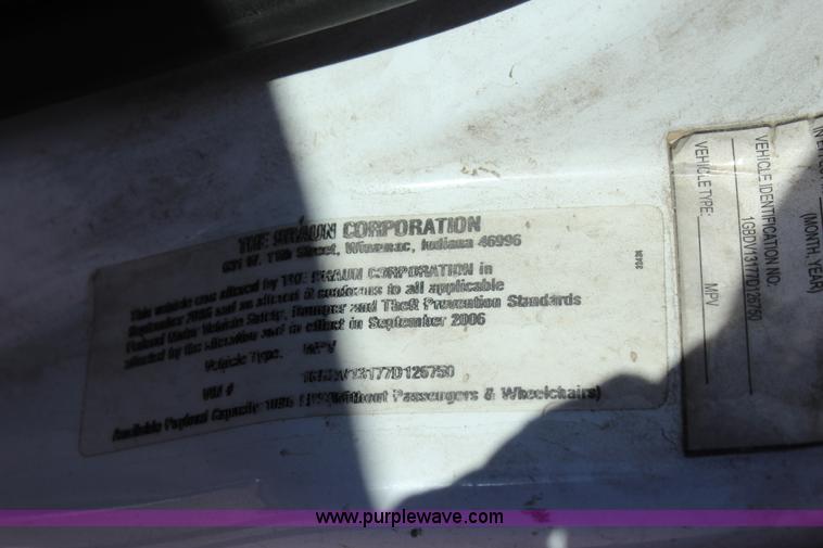 image for item J4284 2007 Chevrolet Uplander van