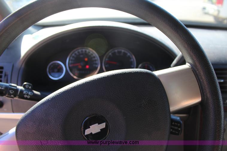 image for item J4284 2007 Chevrolet Uplander van