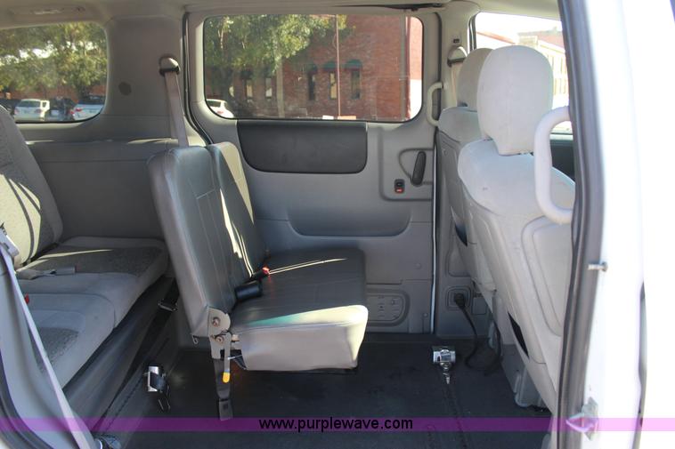 image for item J4284 2007 Chevrolet Uplander van