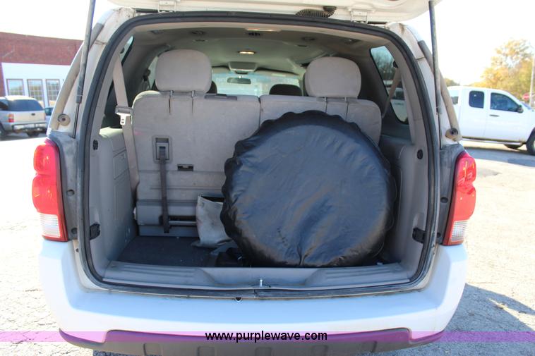 image for item J4284 2007 Chevrolet Uplander van