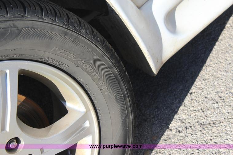 image for item J4284 2007 Chevrolet Uplander van