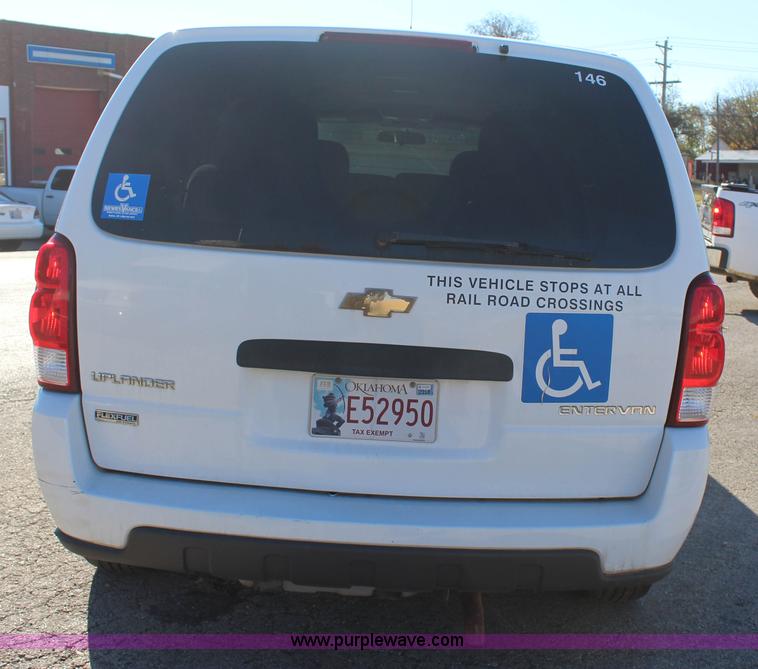 image for item J4285 2008 Chevrolet Uplander van