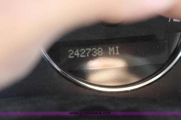 image for item J4285 2008 Chevrolet Uplander van