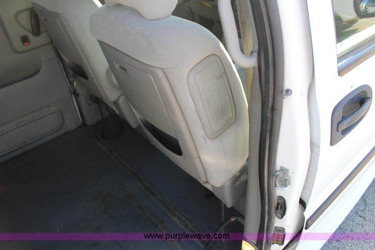 image for item J4285 2008 Chevrolet Uplander van