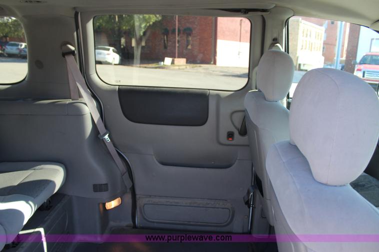 image for item J4285 2008 Chevrolet Uplander van