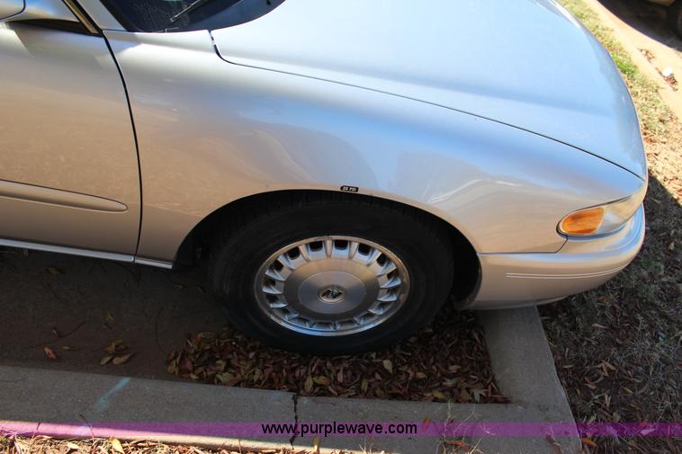image for item J4291 2005 Buick Century