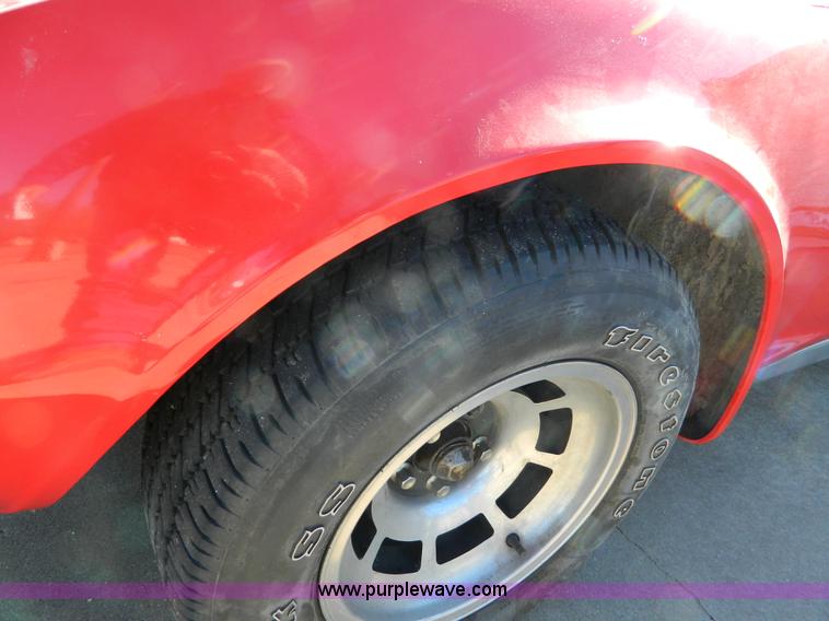 image for item J5163 1976 Chevrolet Corvette