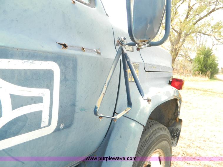 image for item J5169 1979 Chevrolet C60 box truck