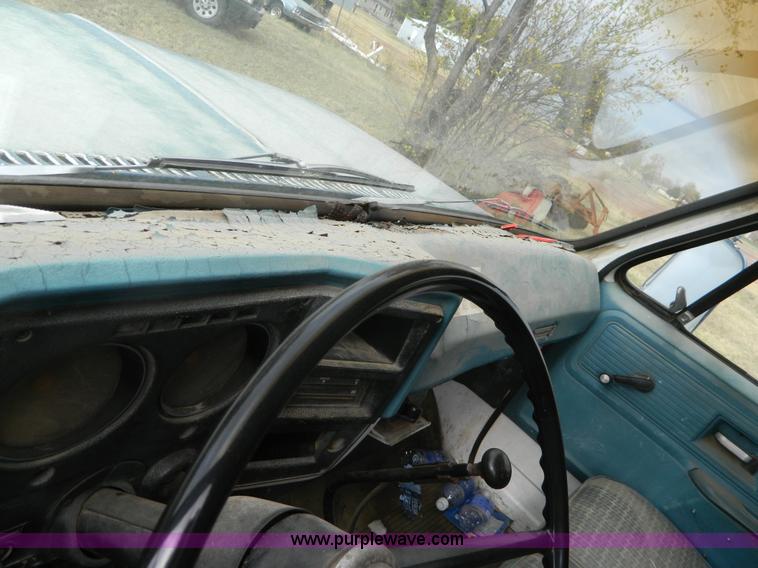 image for item J5169 1979 Chevrolet C60 box truck