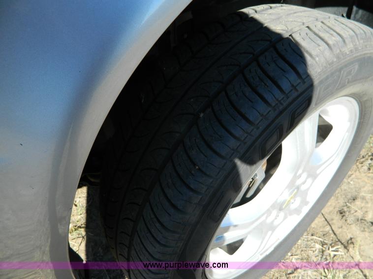 image for item J5239 2007 Chevrolet Uplander van