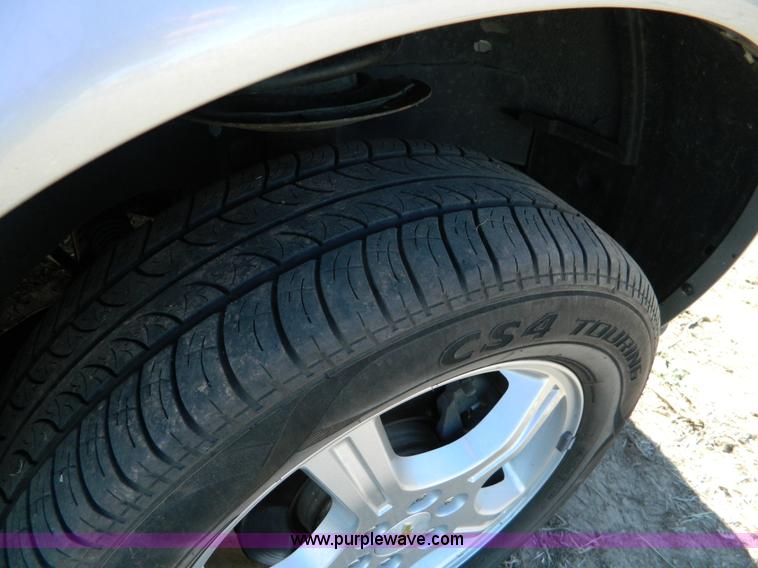 image for item J5239 2007 Chevrolet Uplander van