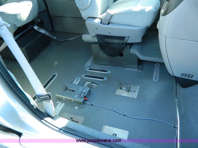 image for item J5239 2007 Chevrolet Uplander van