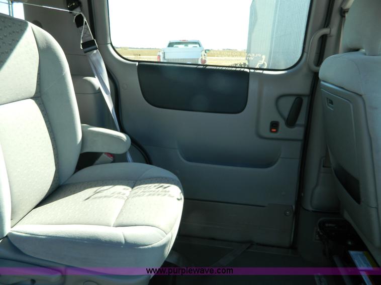 image for item J5239 2007 Chevrolet Uplander van