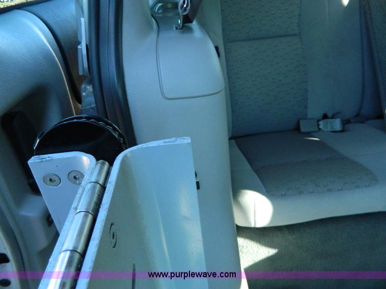 image for item J5239 2007 Chevrolet Uplander van