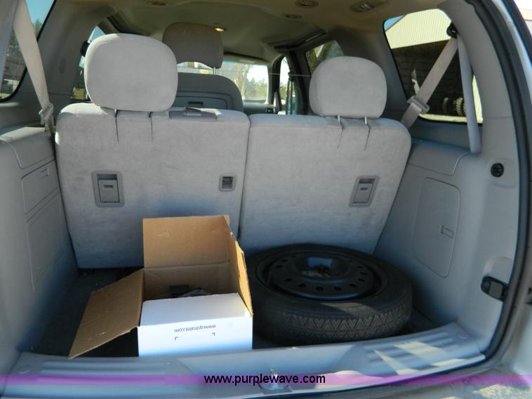 image for item J5239 2007 Chevrolet Uplander van