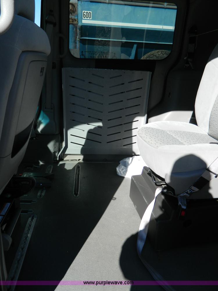 image for item J5239 2007 Chevrolet Uplander van