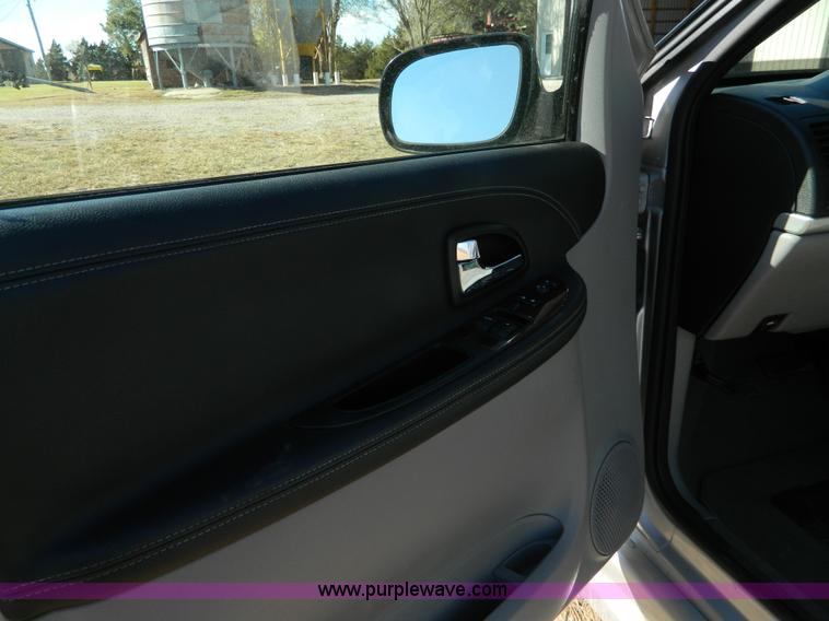 image for item J5239 2007 Chevrolet Uplander van