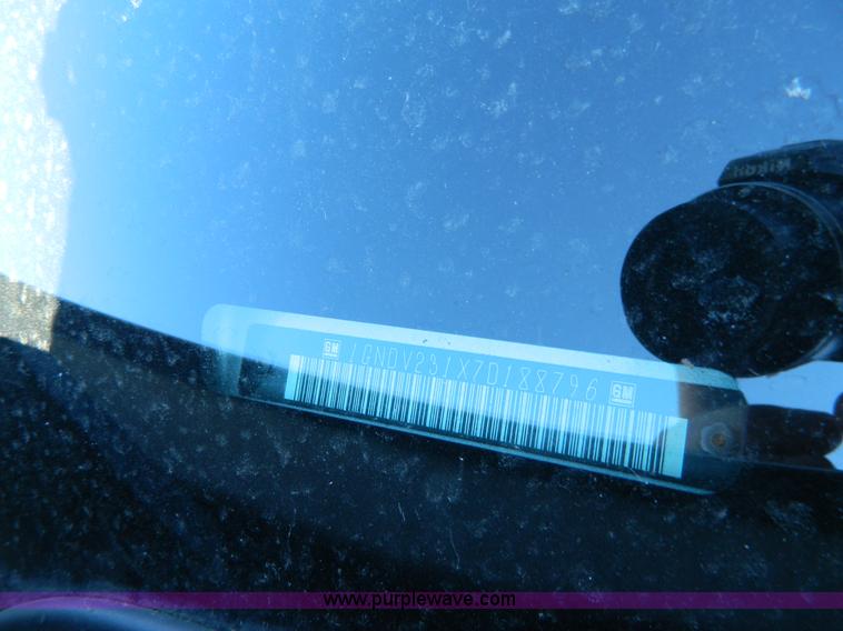 image for item J5239 2007 Chevrolet Uplander van