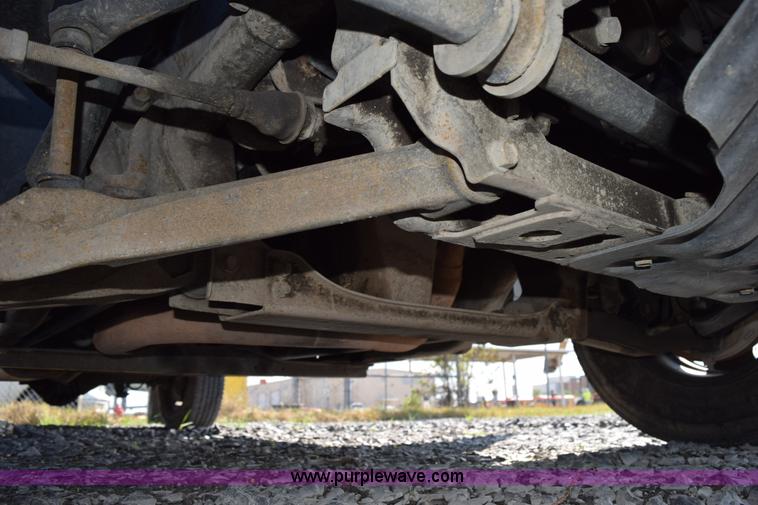 image for item J8462 2007 Chevrolet Silverado Classic 2500HD utility truck