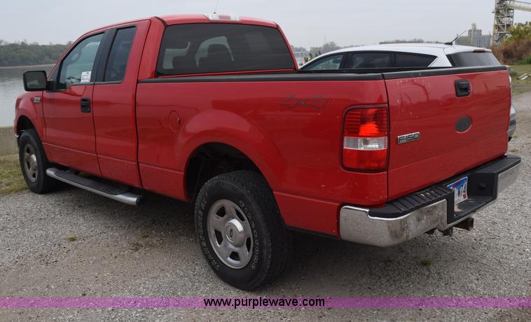 image for item J8463 2006 Ford F150 SuperCab pickup truck