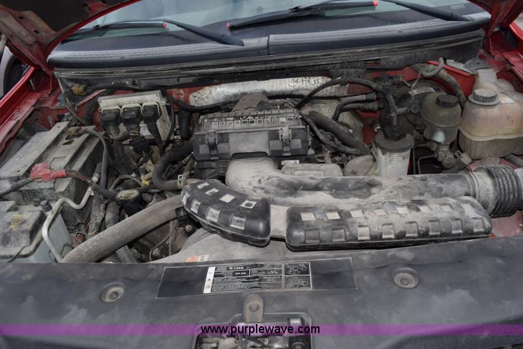 image for item J8463 2006 Ford F150 SuperCab pickup truck