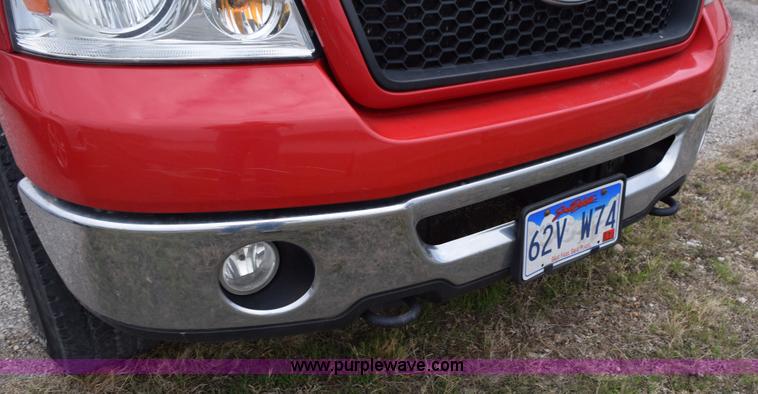 image for item J8463 2006 Ford F150 SuperCab pickup truck