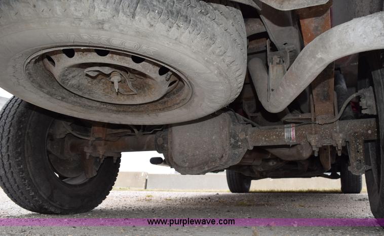 image for item J8463 2006 Ford F150 SuperCab pickup truck