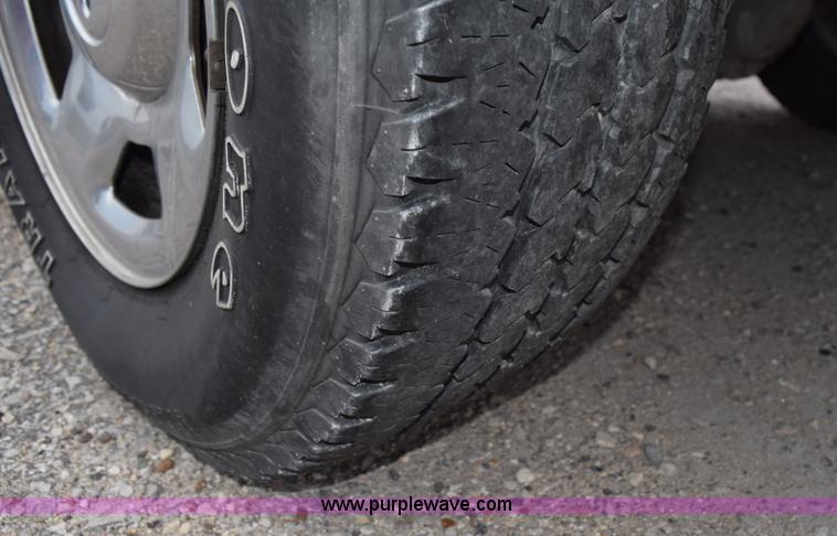 image for item J8463 2006 Ford F150 SuperCab pickup truck