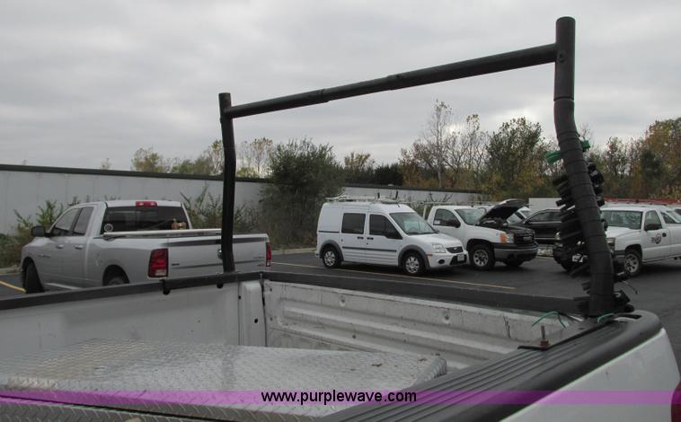 image for item J8741 2007 Ford F150 XL pickup truck