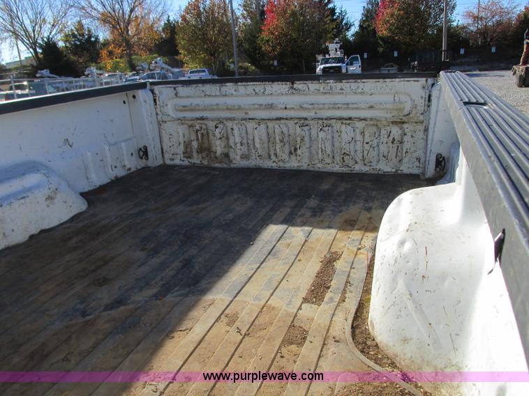 image for item J8742 2007 Ford F250 Super Duty pickup truck