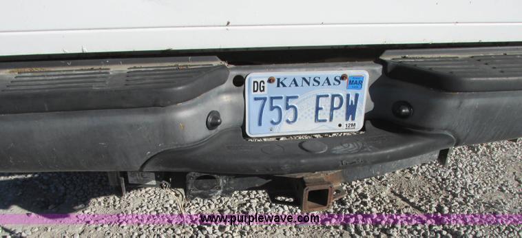 image for item J8742 2007 Ford F250 Super Duty pickup truck