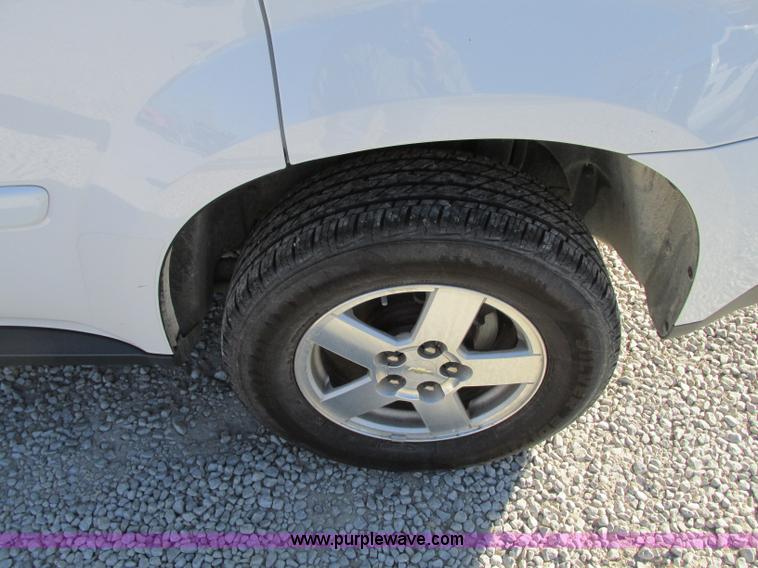 image for item J8749 2009 Chevrolet Equinox LS