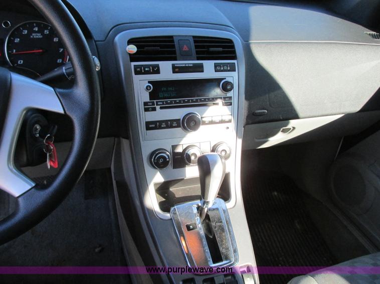 image for item J8749 2009 Chevrolet Equinox LS