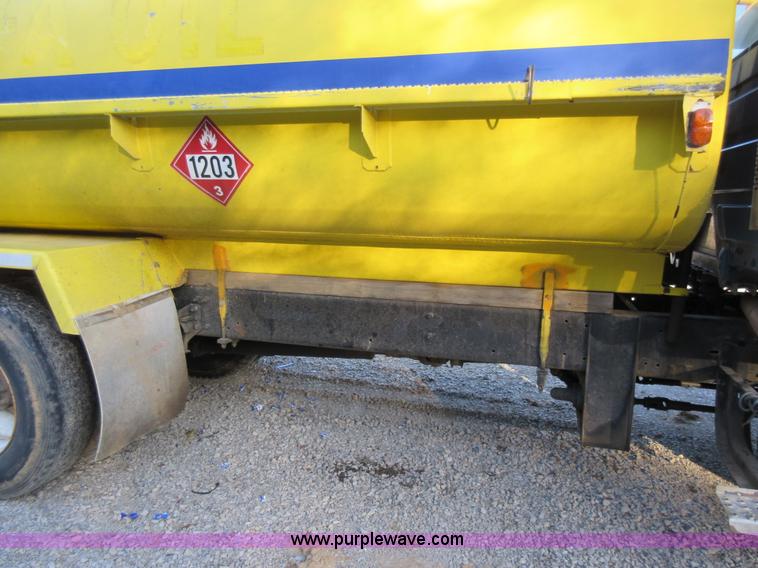 image for item K7541 1999 Freightliner FL70 fuel truck