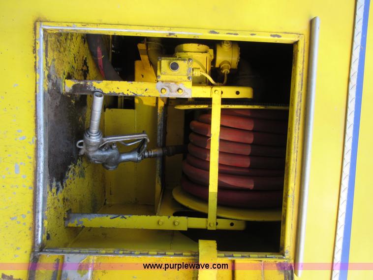 image for item K7541 1999 Freightliner FL70 fuel truck