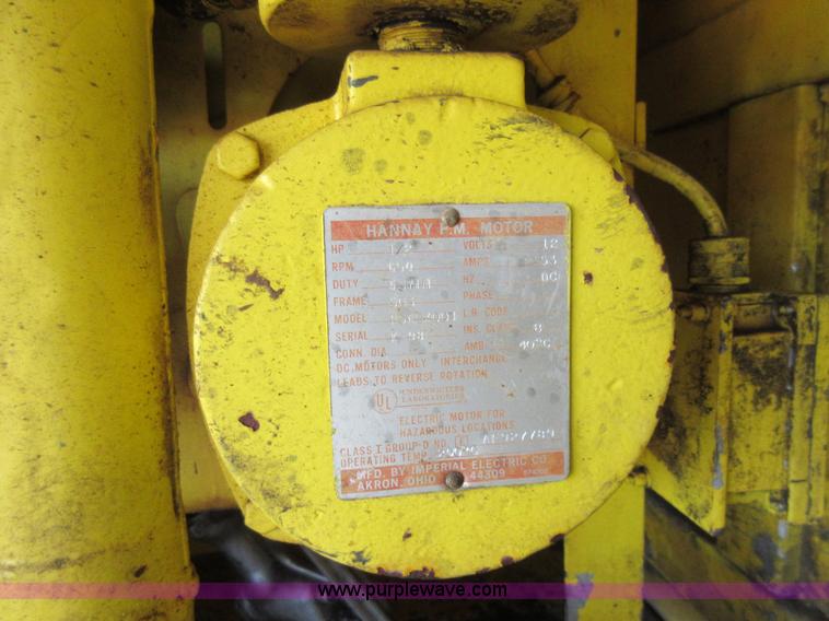 image for item K7541 1999 Freightliner FL70 fuel truck