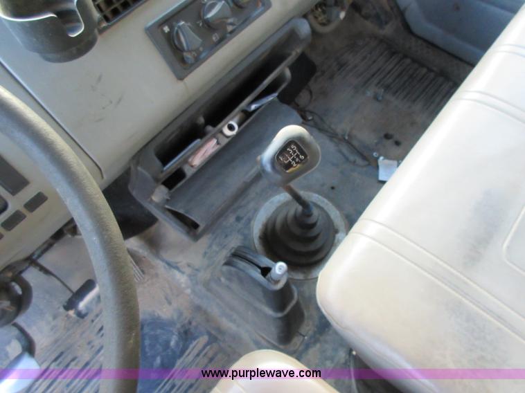 image for item K7541 1999 Freightliner FL70 fuel truck