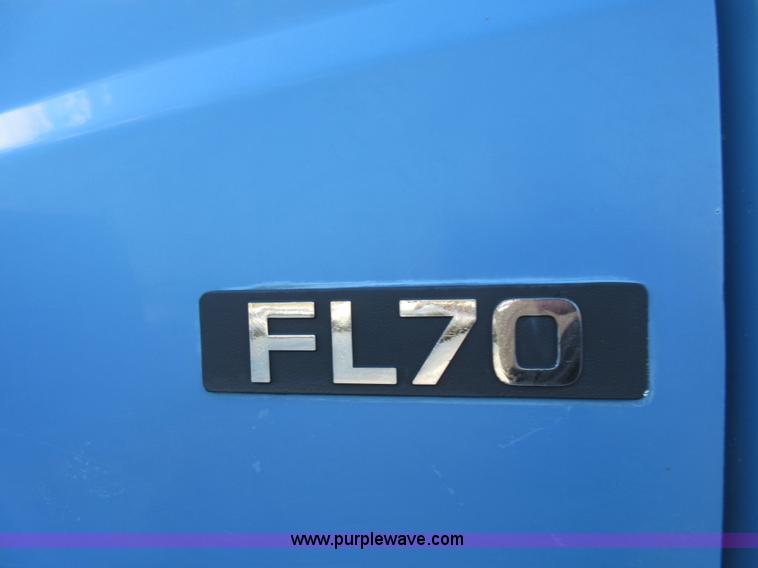 image for item K7541 1999 Freightliner FL70 fuel truck