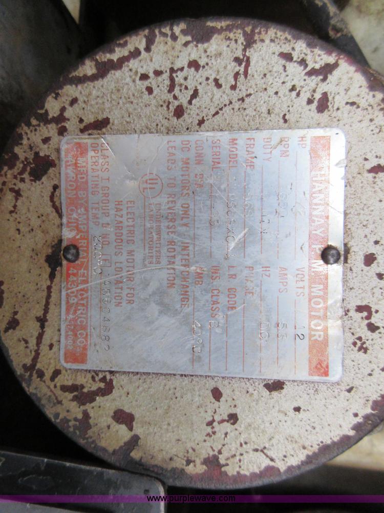 image for item K7543 2001 International 4700 fuel truck