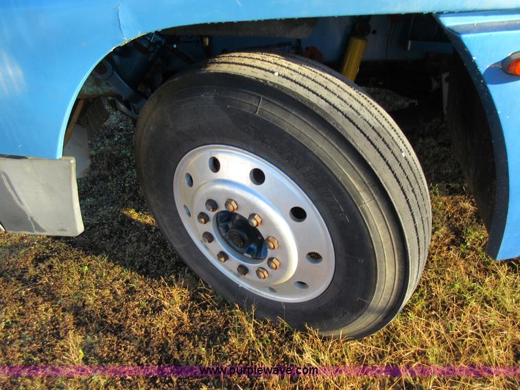 image for item K7544 2000 Freightliner FLD120 fuel truck