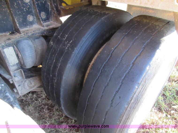 image for item K7544 2000 Freightliner FLD120 fuel truck