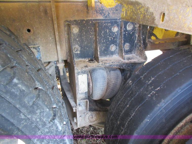 image for item K7544 2000 Freightliner FLD120 fuel truck