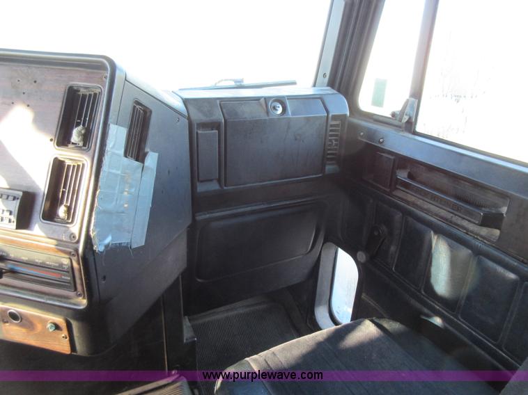 image for item K7544 2000 Freightliner FLD120 fuel truck