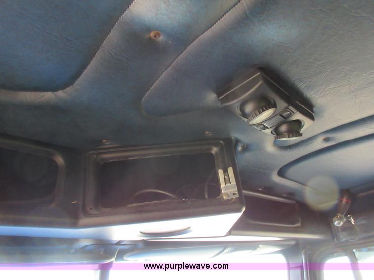 image for item K7544 2000 Freightliner FLD120 fuel truck