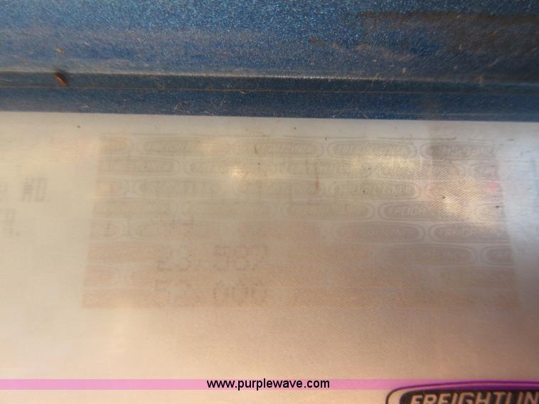 image for item K7544 2000 Freightliner FLD120 fuel truck