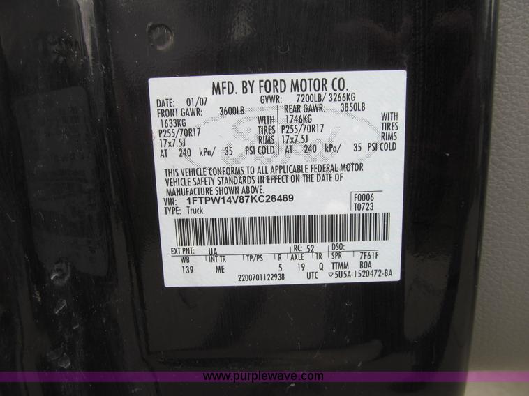 image for item L1819 2007 Ford F150 XLT SuperCrew pickup truck