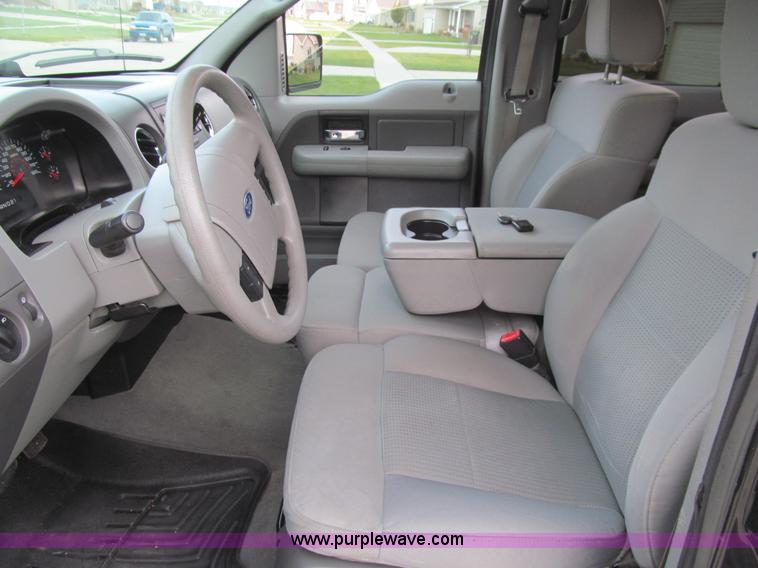 image for item L1819 2007 Ford F150 XLT SuperCrew pickup truck