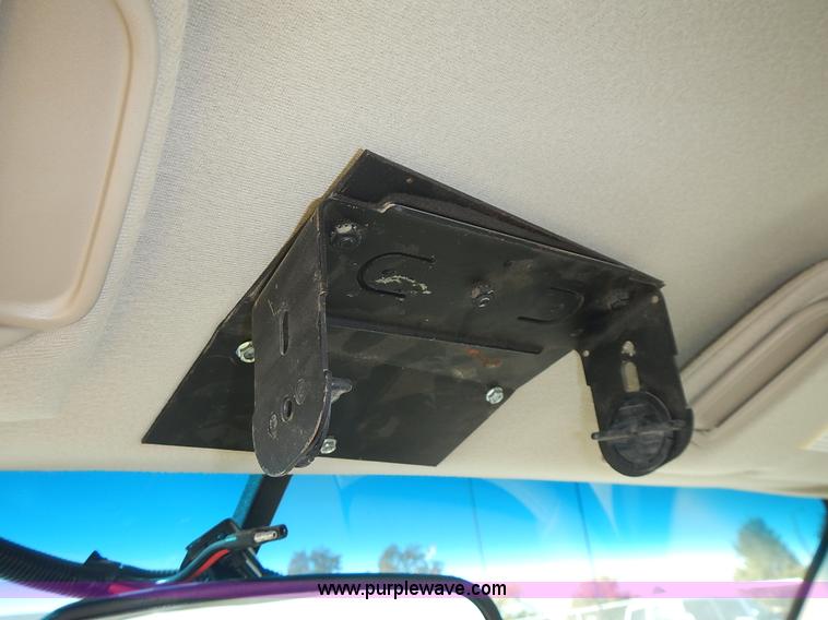 image for item L2372 2004 Chevrolet Silverado 1500 Ext. Cab pickup truck