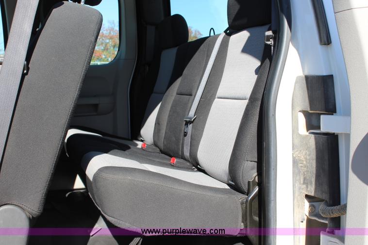 image for item L2378 2008 Chevrolet Silverado 1500 Ext. Cab pickup truck